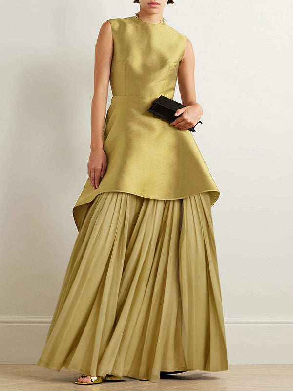 Solid Color A-Line Maxi Dress with Loose Pleats and Tiered Round Neck Design