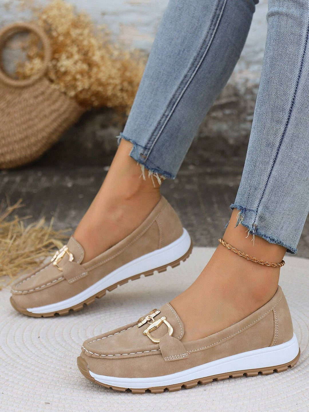 Elly - Stylish Buckle Loafers