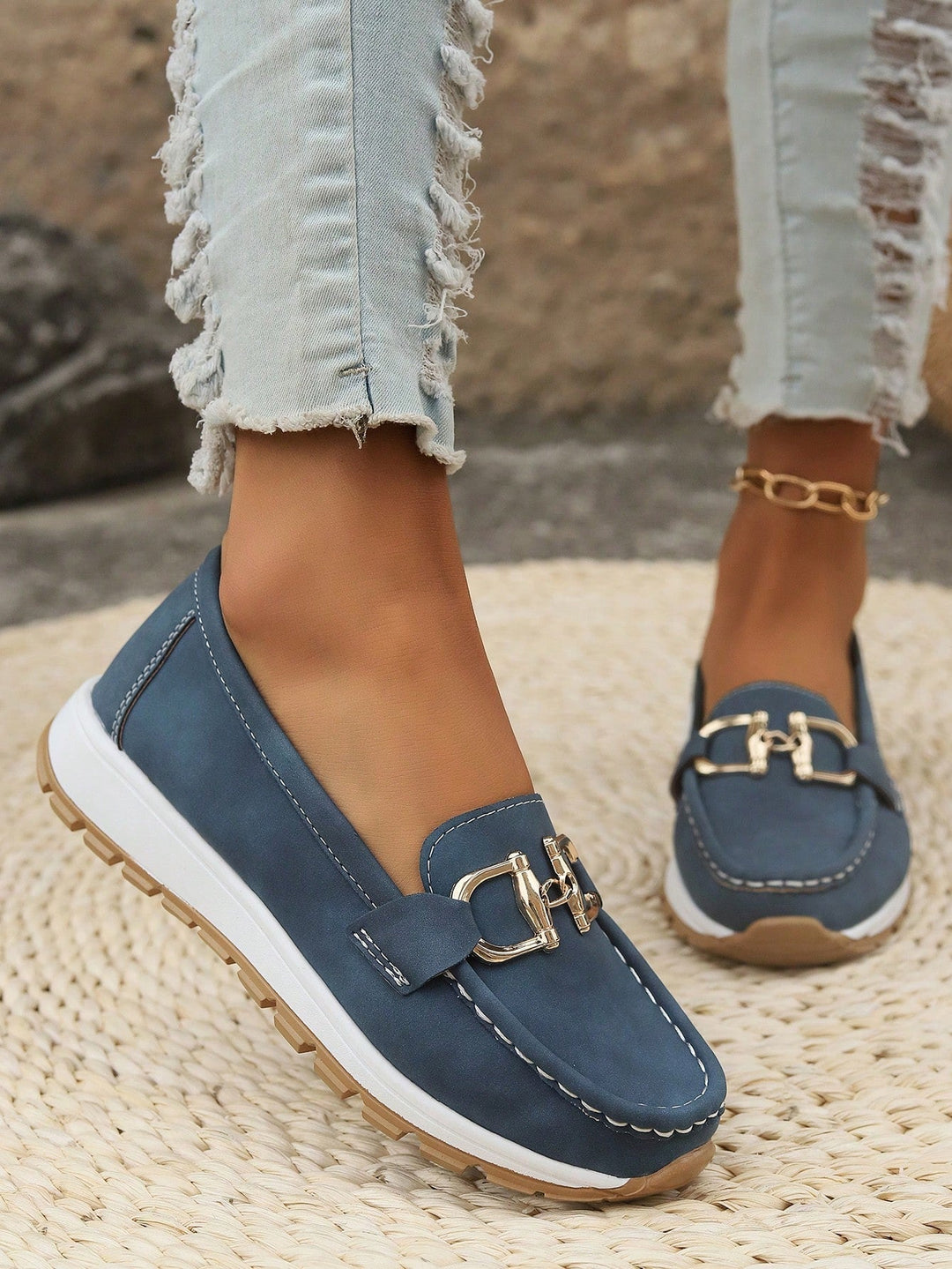 Elly - Stylish Buckle Loafers