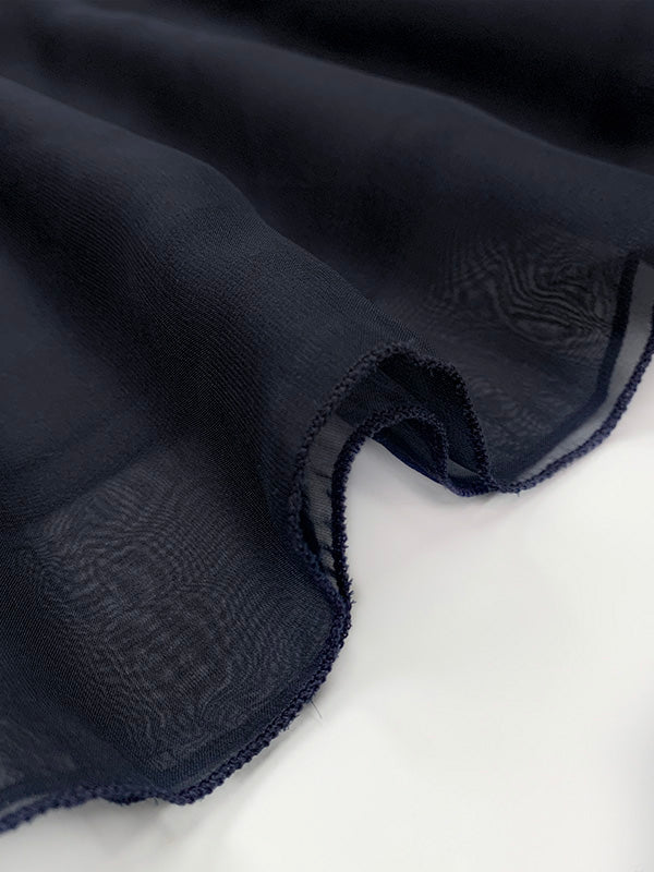 Sheer Pleated Maxi Dress with Round Neck and Loose Gauze Design