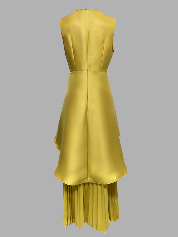 Solid Color A-Line Maxi Dress with Loose Pleats and Tiered Round Neck Design