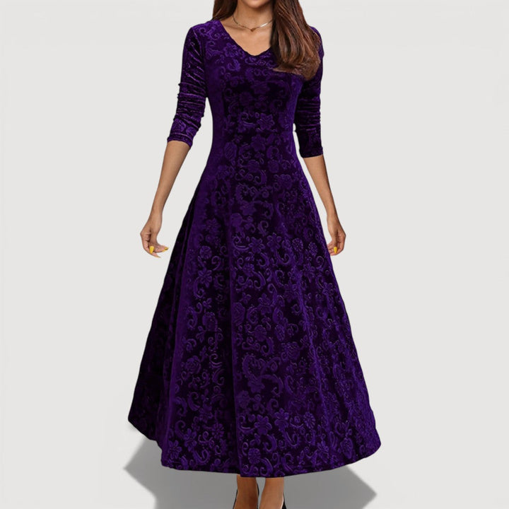 Julia™ | Elegant Velvet Dress