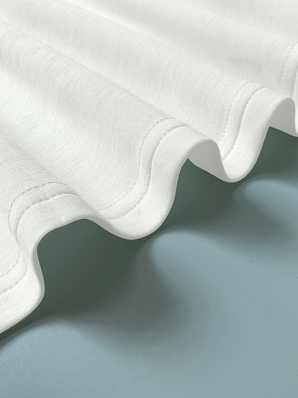 Sleeveless Pleated Gauze Maxi Dress with Round Neck and Split-Joint Design