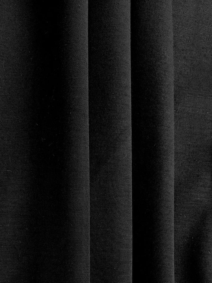 Contrast Color Round-Neck Maxi Dress with Irregular Clipping and Skinny Fit