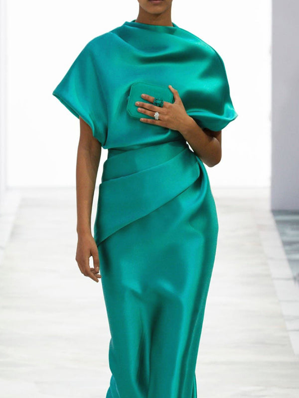 Flowy Solid Color Maxi Dress with Short Loose Sleeves and Pleated Design