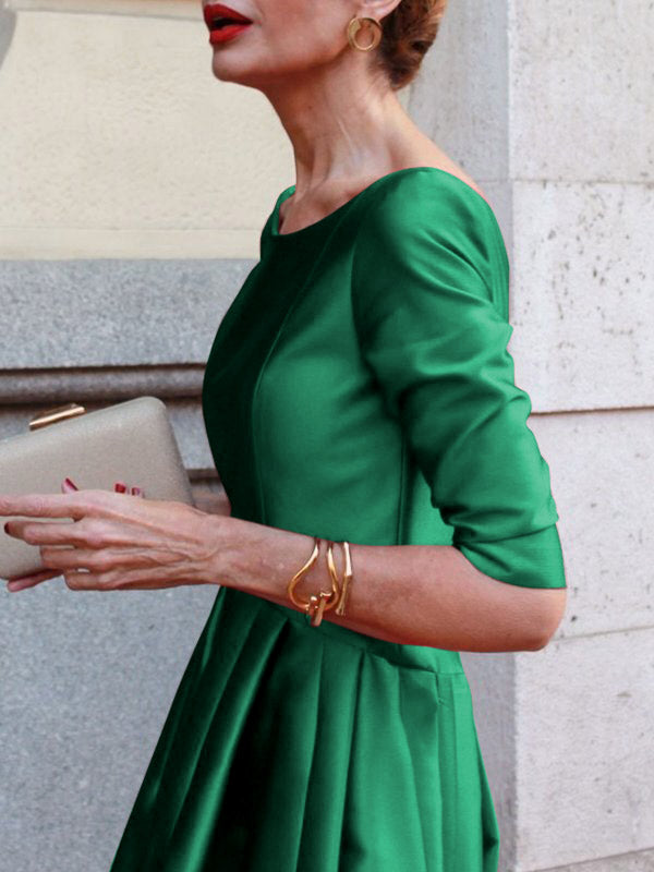 Solid Color A-Line Midi Dress with Loose Pleats, Pockets, and Round Neck
