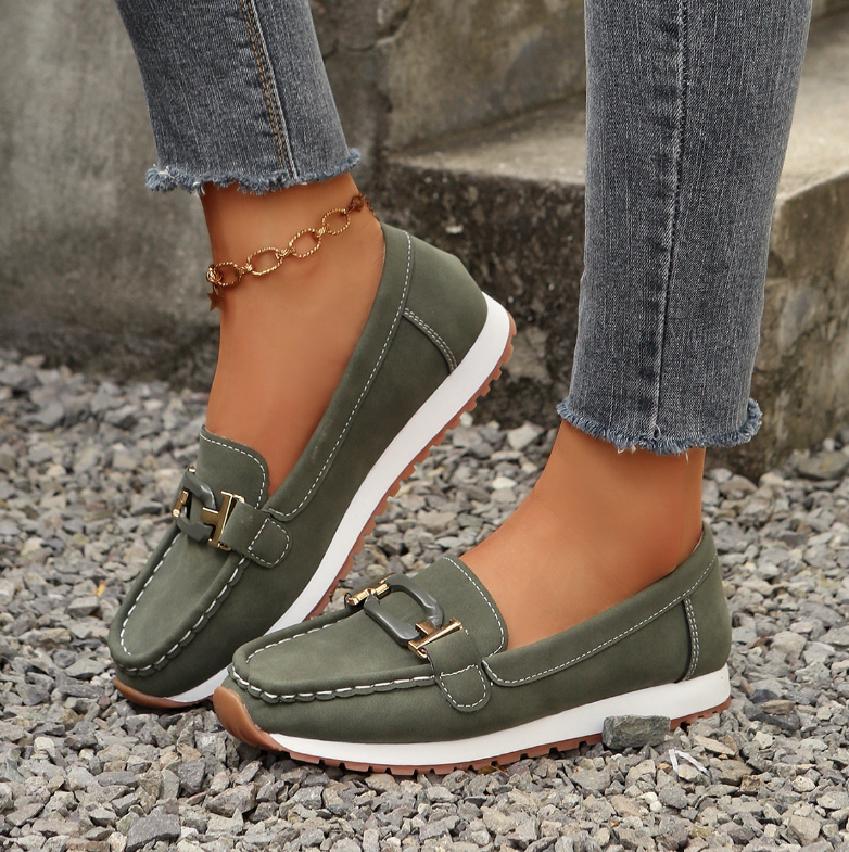 Emelia - Premium Chain-Detail Loafers