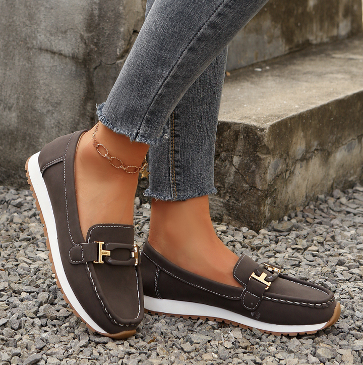 Emelia - Premium Chain-Detail Loafers