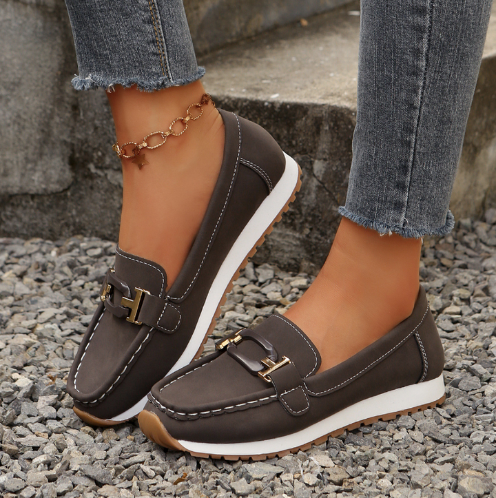 Emelia - Premium Chain-Detail Loafers