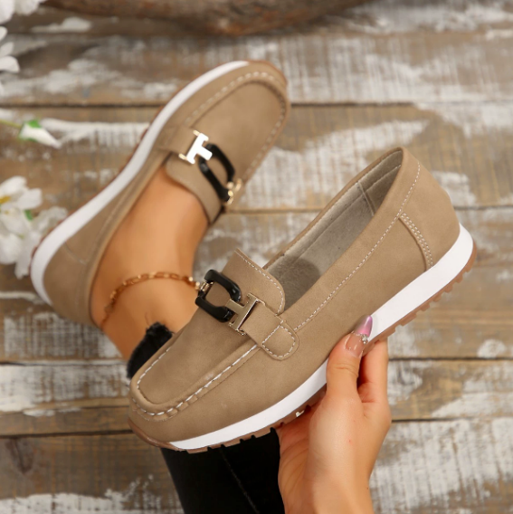 Emily - Link-Up Chain Loafers