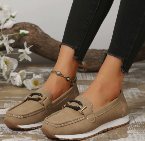 Emily - Link-Up Chain Loafers