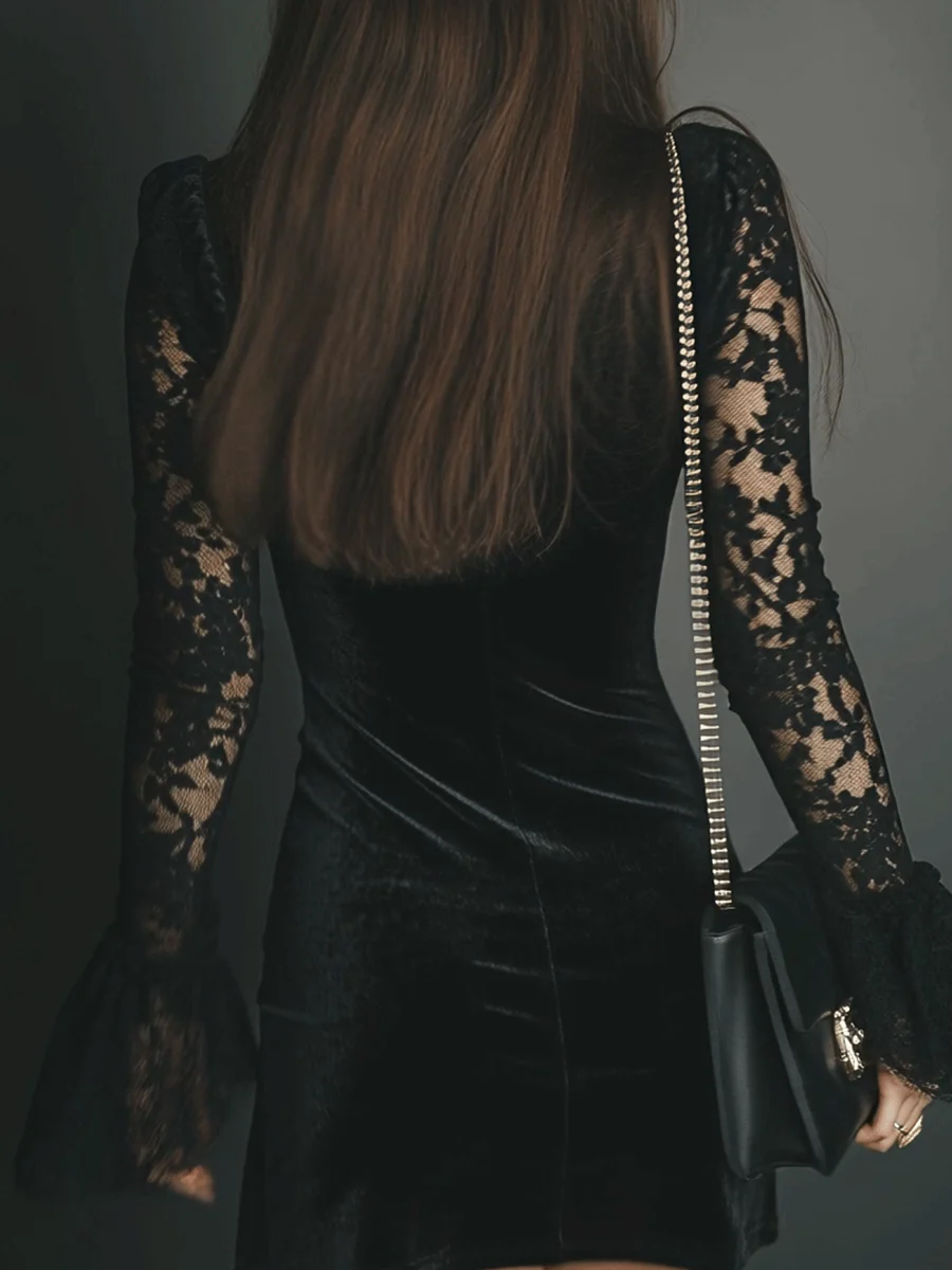 Luna™ | Velvet Mini Dress with Lace Detail