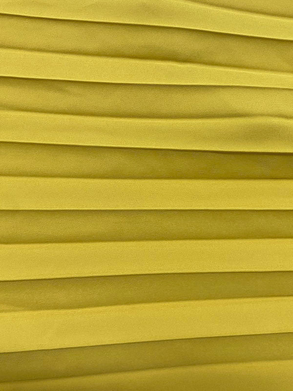 Solid Color A-Line Maxi Dress with Loose Pleats and Tiered Round Neck Design