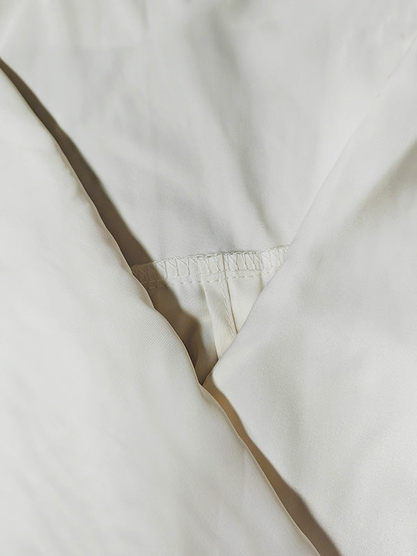 V-Neck Evening Maxi Dress with Long Sleeves and Contrast Color Design