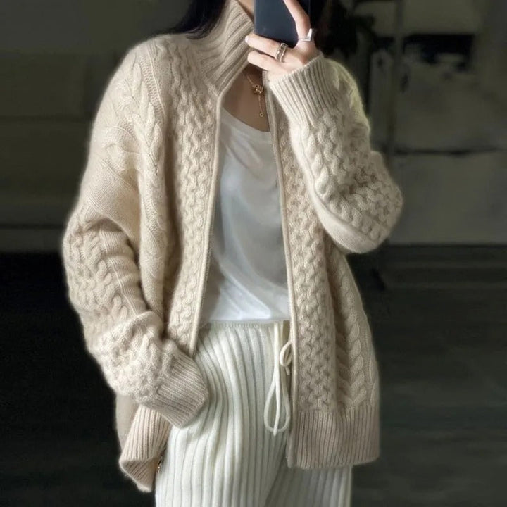 Evarine | Cable-Knit Cardigan